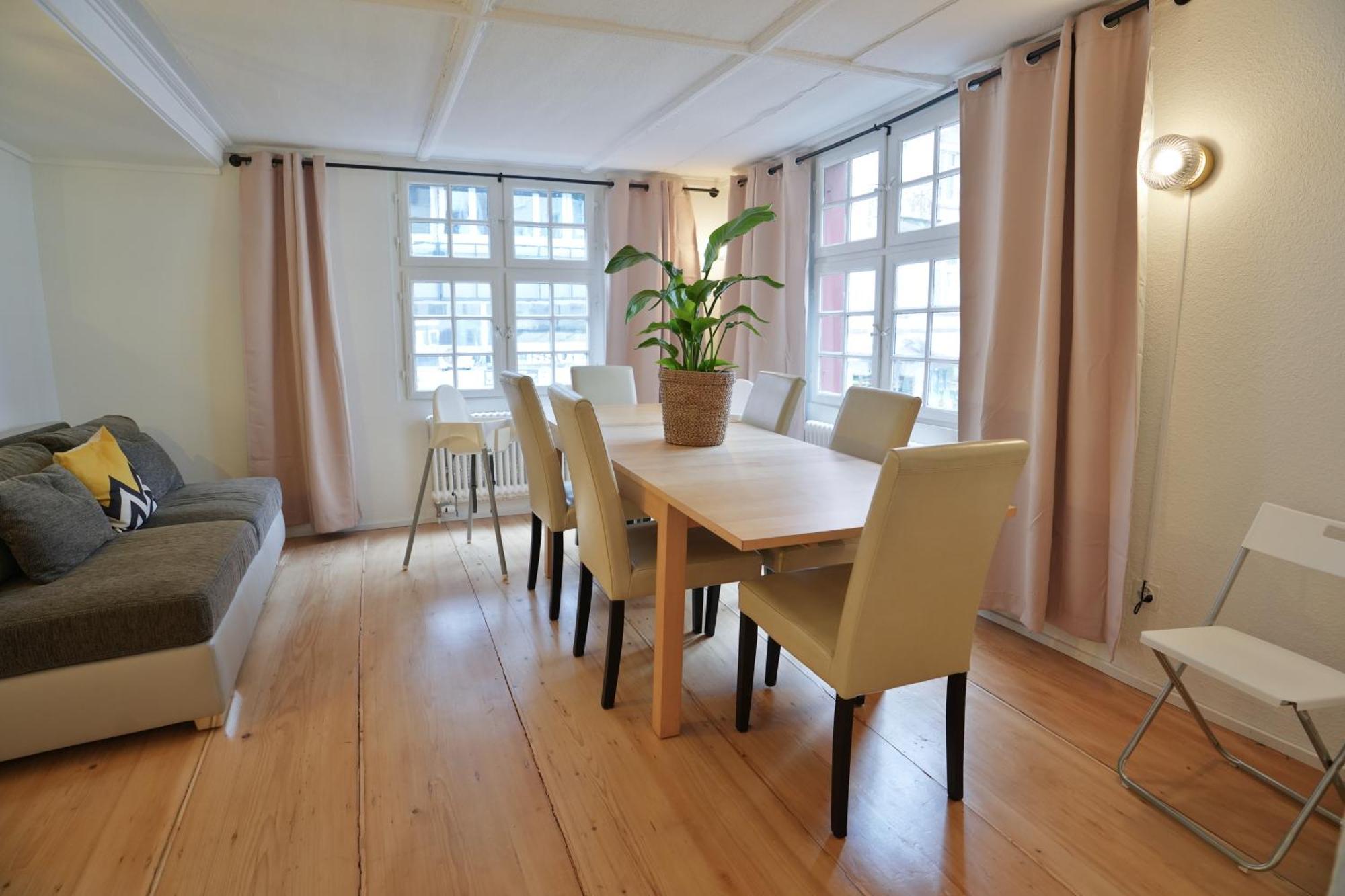 Cozy City Center, 4 Bedroom- 120Sq, 5Min Walk To Main Station Basel Eksteriør bilde